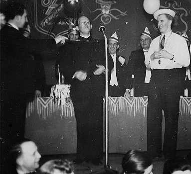 1957 mit Kaplan Hohn