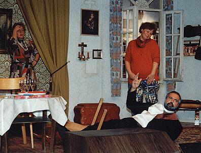 Schauspieler am Boden